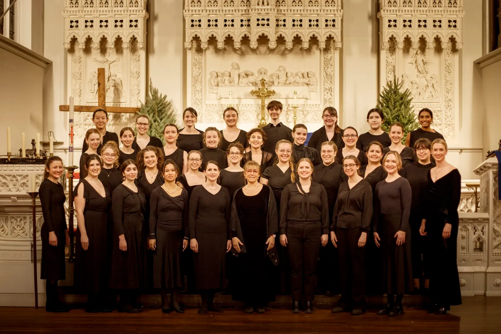 Lux Mea Choir ensemble photo